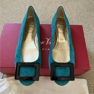 Roger Vivier Paris Suede Ballet Flats